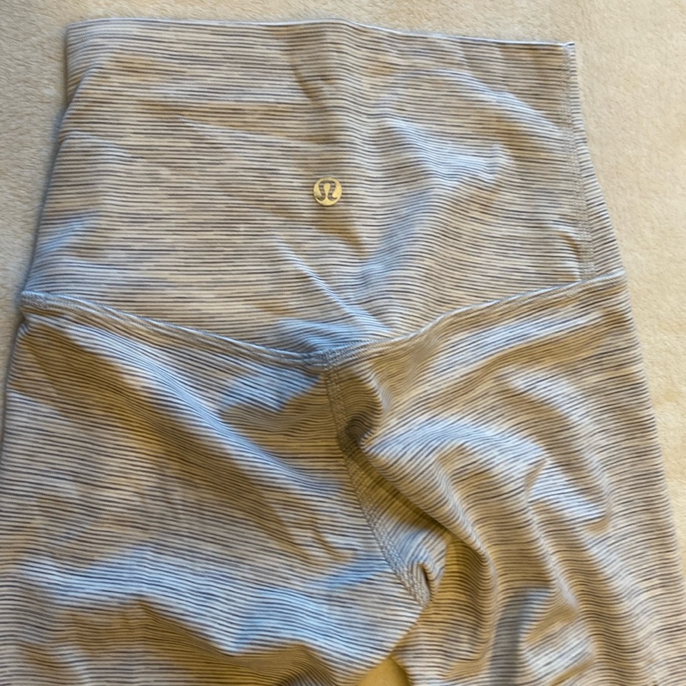 Lululemon Align legging. size 2